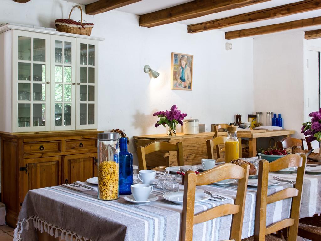 Gite-Auberge De Montvilliers Aime Bagian luar foto