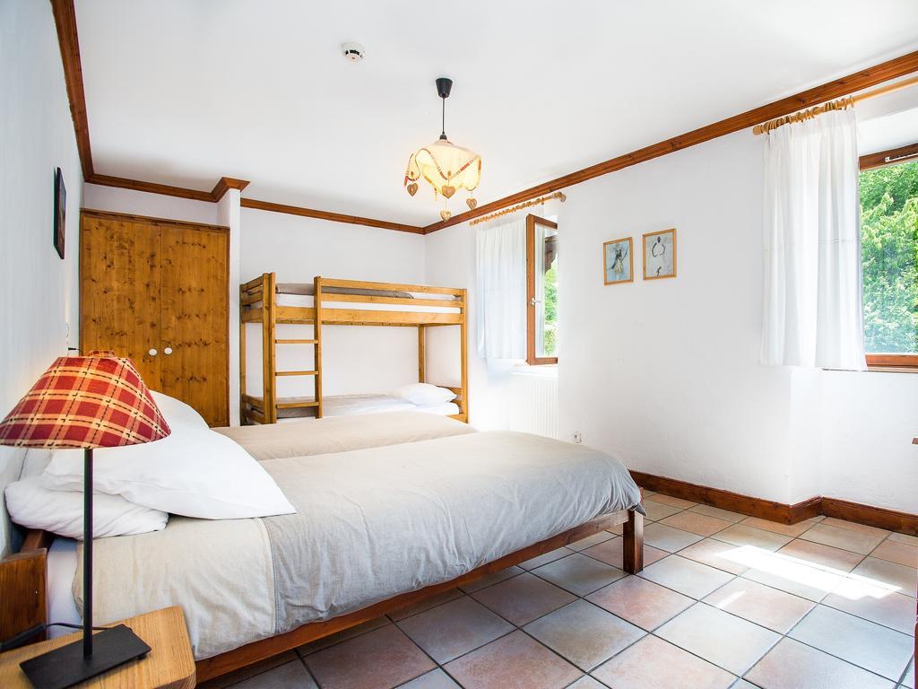 Gite-Auberge De Montvilliers Aime Bagian luar foto