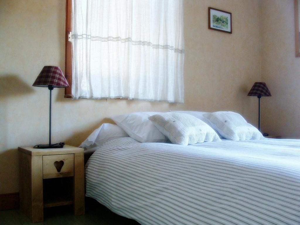 Gite-Auberge De Montvilliers Aime Ruang foto